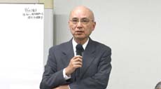 「朝日新聞 集団訴訟」弁護団の尾崎幸廣弁護士